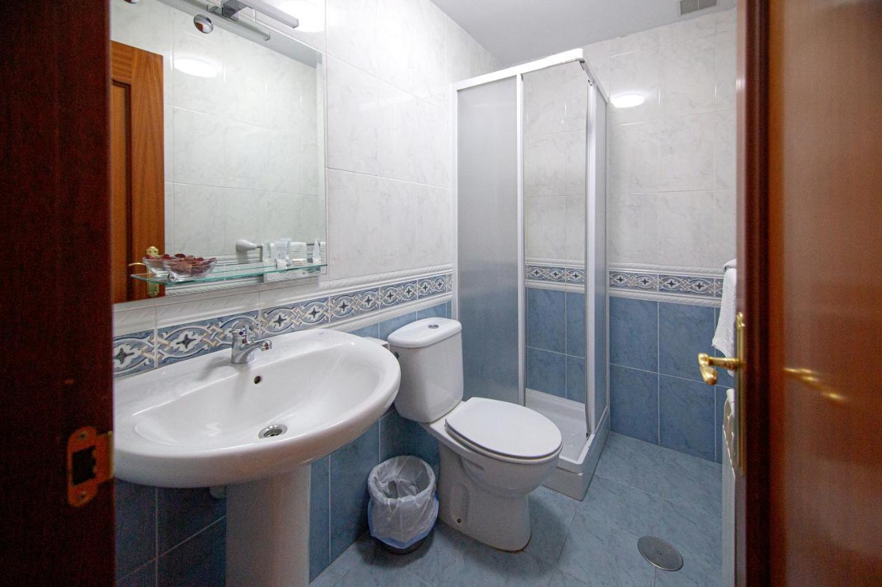 Yani'S Hospedaje Pension 1 Estrella Arriondas Dış mekan fotoğraf