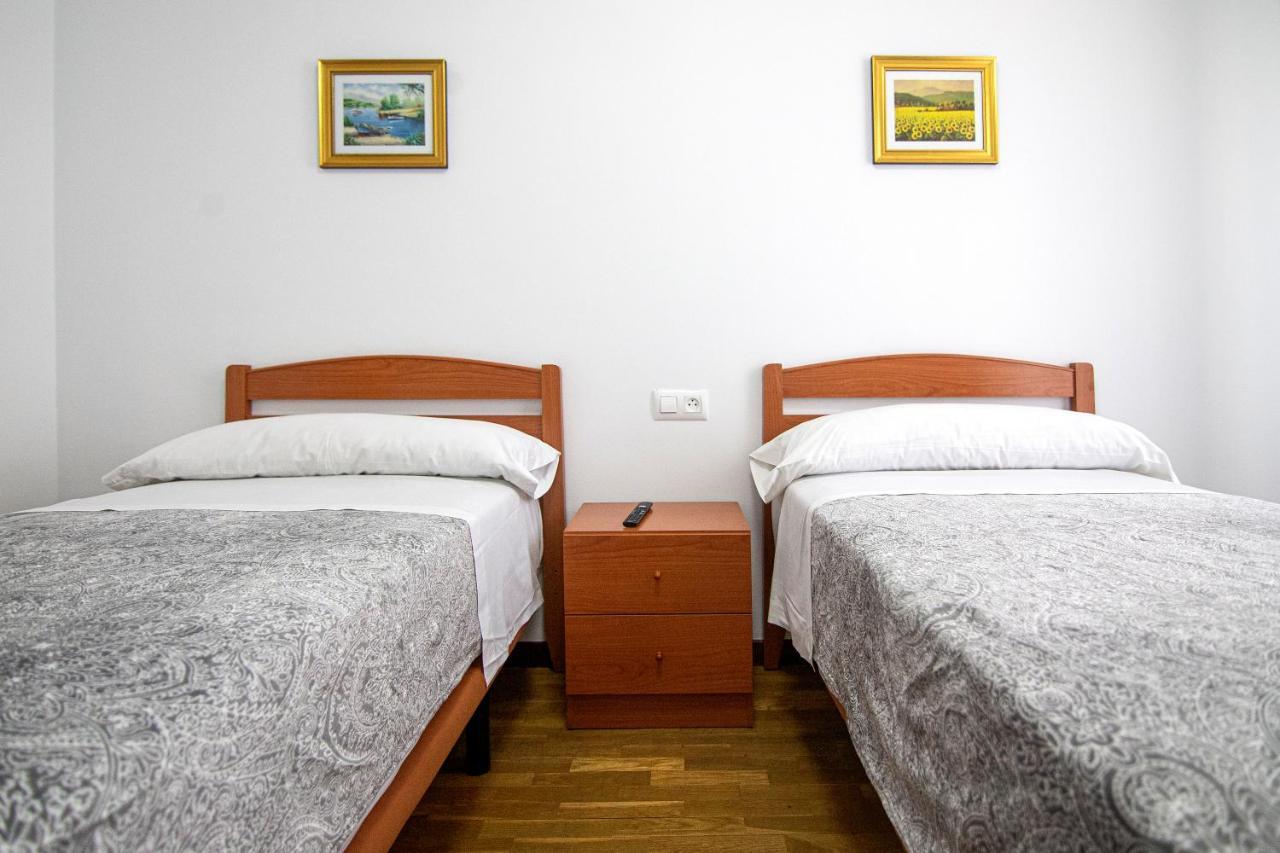 Yani'S Hospedaje Pension 1 Estrella Arriondas Dış mekan fotoğraf