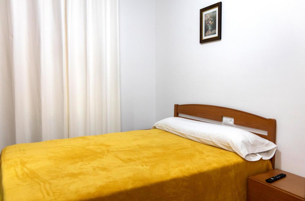 Yani'S Hospedaje Pension 1 Estrella Arriondas Dış mekan fotoğraf