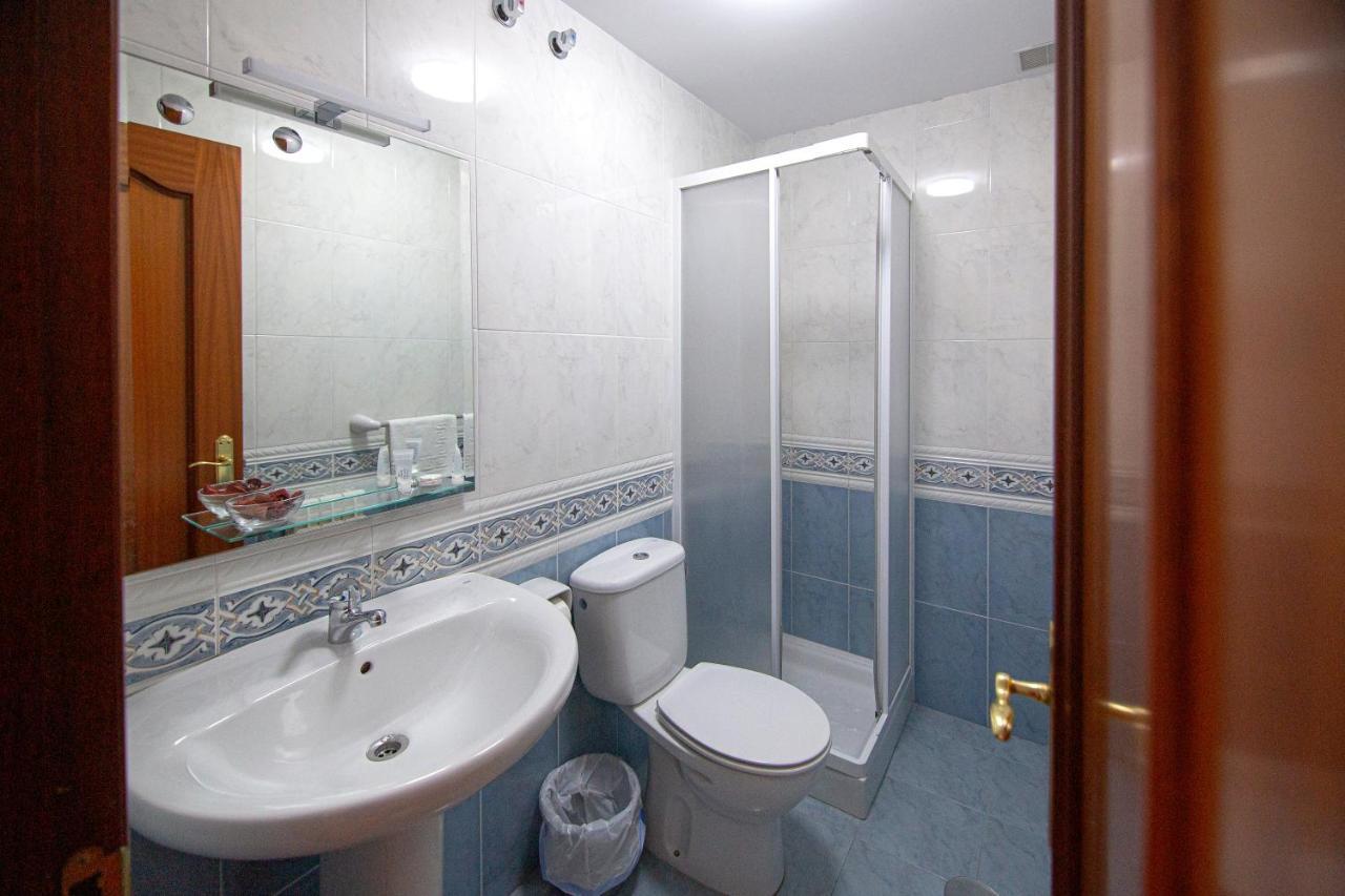 Yani'S Hospedaje Pension 1 Estrella Arriondas Dış mekan fotoğraf